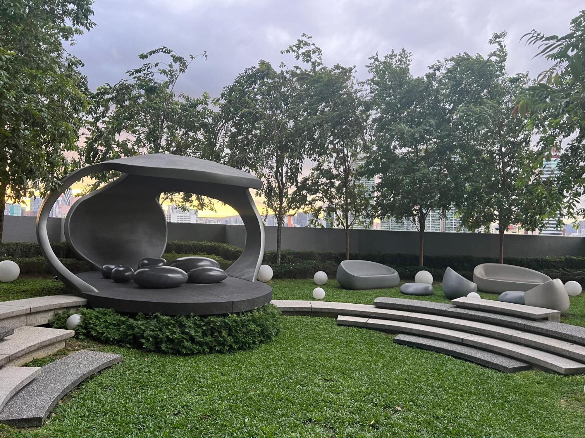 Scarletz Suites Kuala Lumpur By City Center Ngoại thất bức ảnh