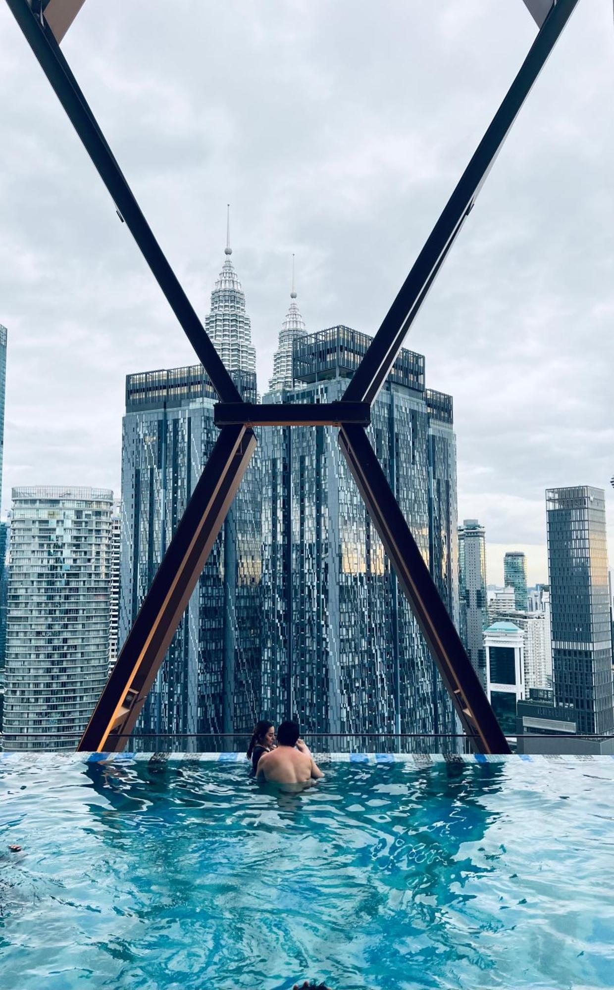 Scarletz Suites Kuala Lumpur By City Center Ngoại thất bức ảnh