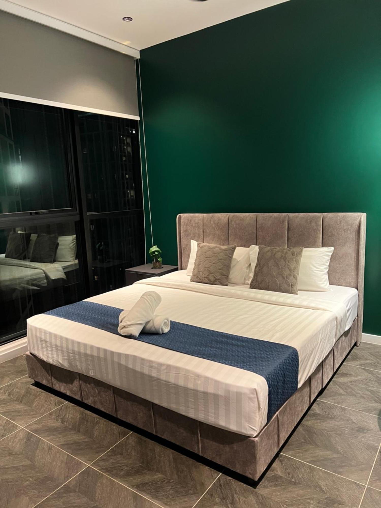 Scarletz Suites Kuala Lumpur By City Center Ngoại thất bức ảnh