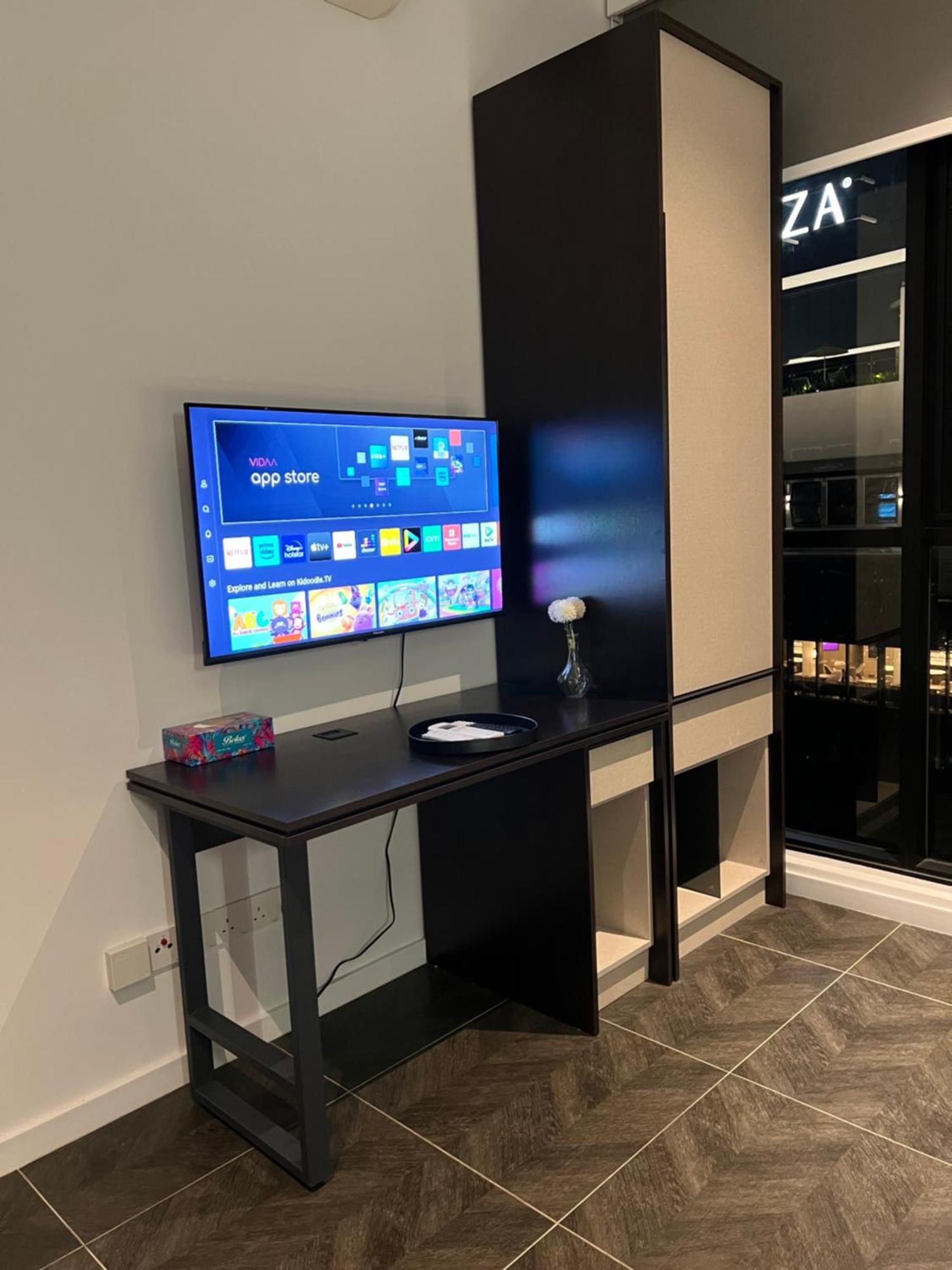 Scarletz Suites Kuala Lumpur By City Center Ngoại thất bức ảnh