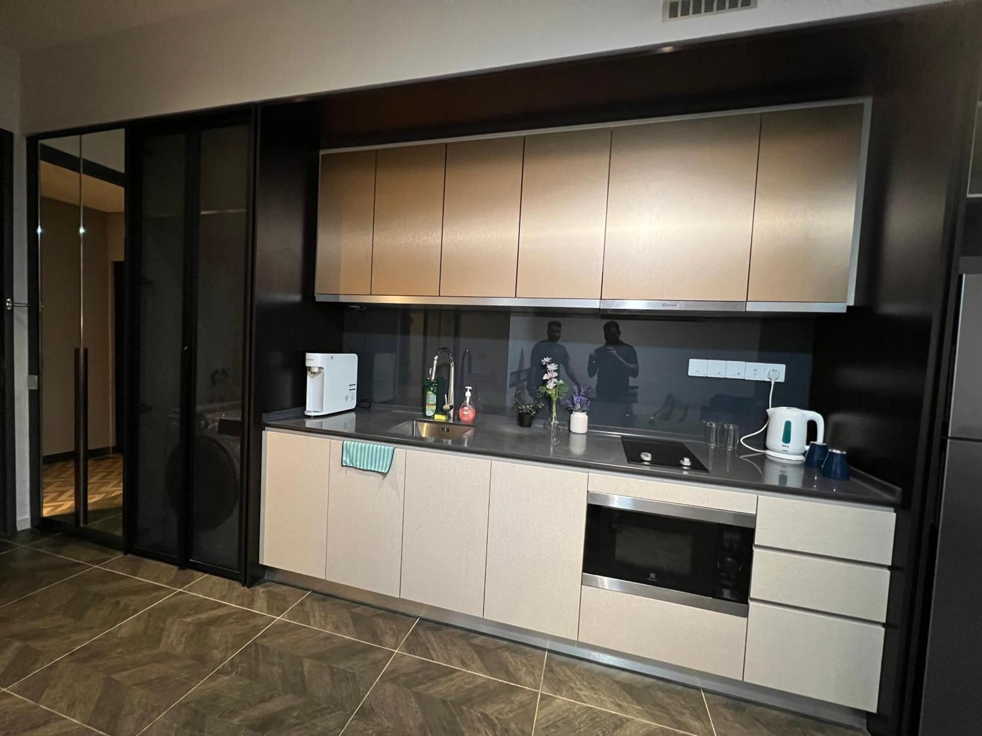 Scarletz Suites Kuala Lumpur By City Center Ngoại thất bức ảnh
