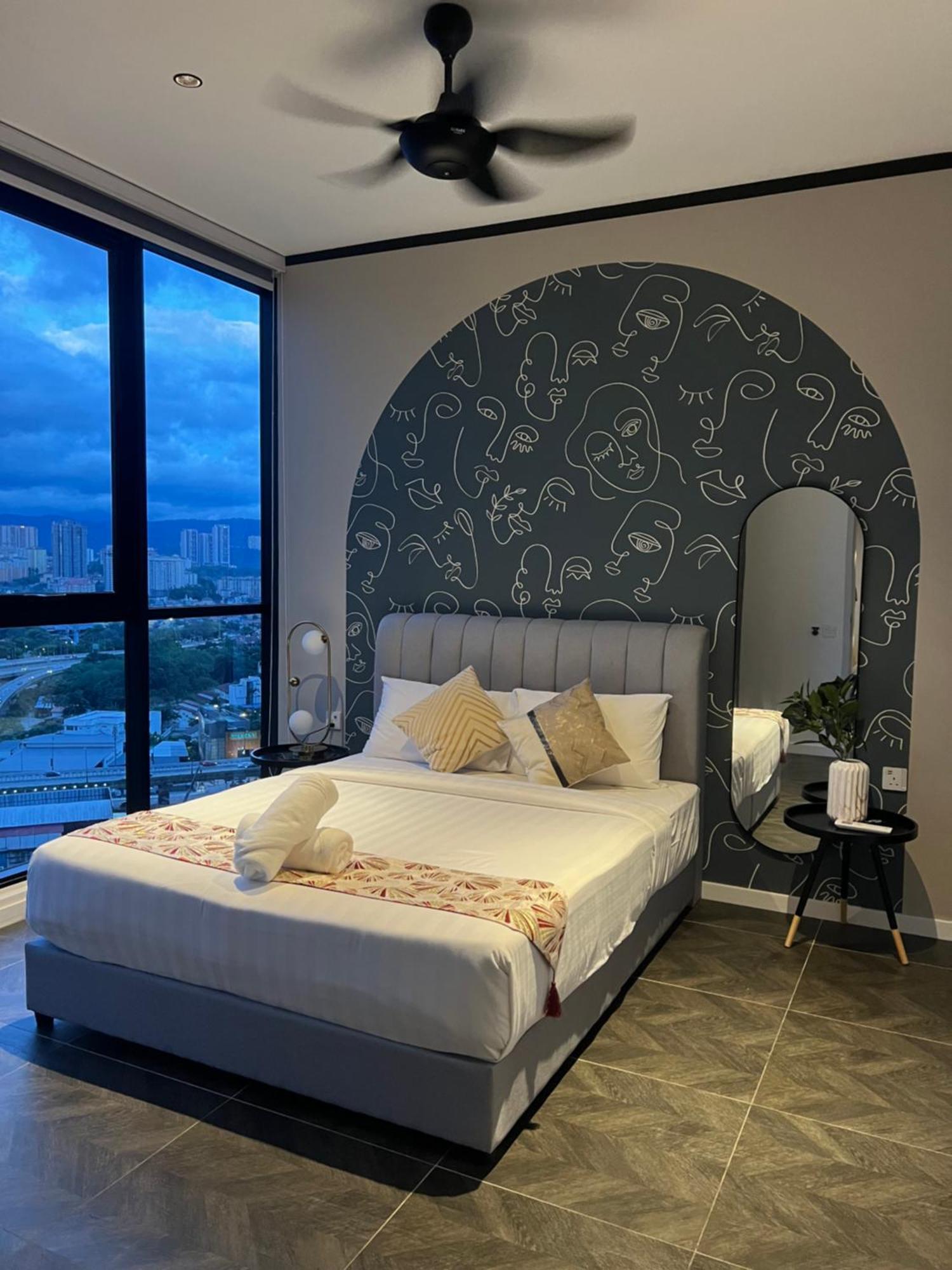 Scarletz Suites Kuala Lumpur By City Center Ngoại thất bức ảnh